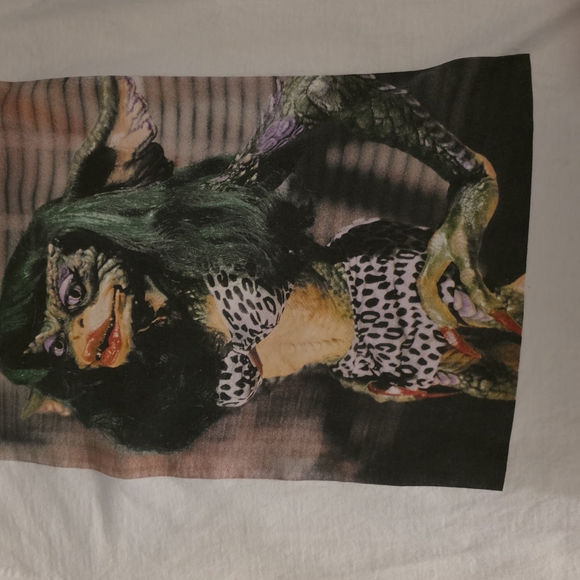 Reptile-Themed Plush Toy with Green and Black Pattern - Picture 1 of 3